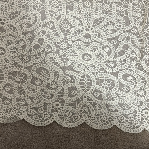 American Eagle open front lace crochet cardigan 🦅 - Picture 4 of 9